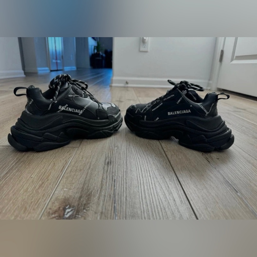 Balenciaga Triple S Sneakers - Picture 4 of 12